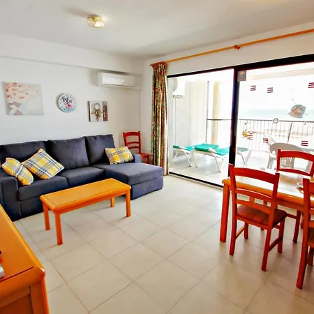 Ines-1 - Oceanfront In Apartment *