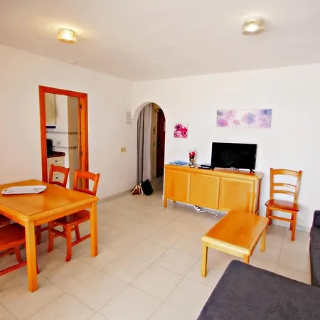 Ines-1 - Oceanfront In *